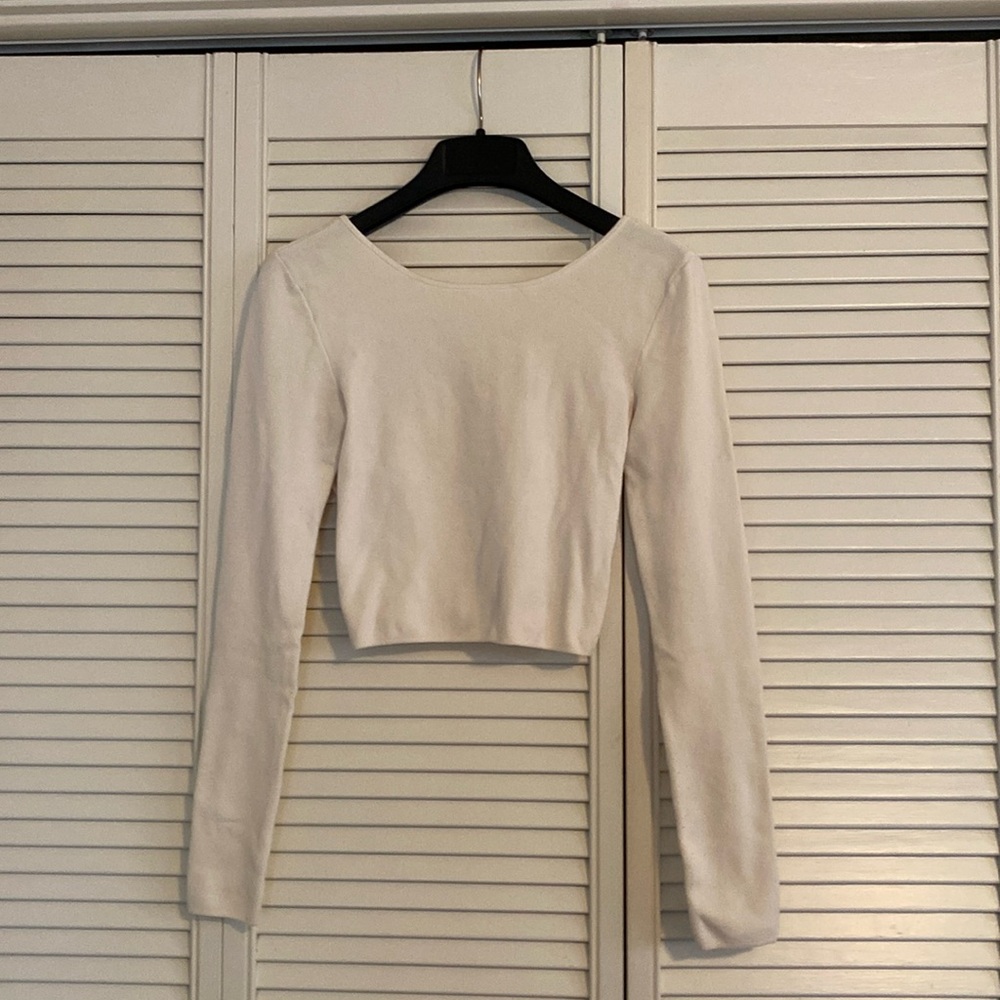 H&M Cropped Sweater Size Small